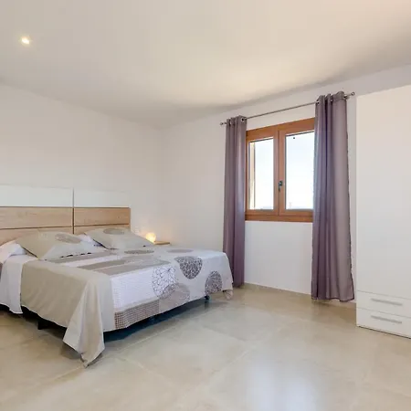 Es Moli D'en Sion Sa Pobla